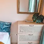 Oceanview Boutique House, 125 Sqm, Parking, Sunset Rooftop *