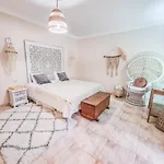 Nyaraló Oceanview Boutique House, 125 Sqm, Parking, Sunset Rooftop *