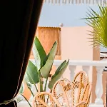 Oceanview Boutique House, 125 Sqm, Parking, Sunset Rooftop Nyaraló *