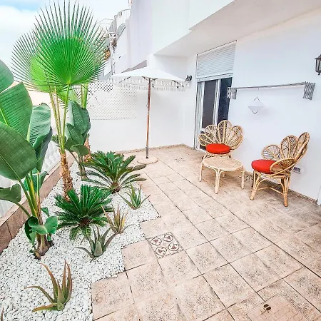 Designer House Adeje, 125qm, Panoramic Ocean View & Garden 펜션