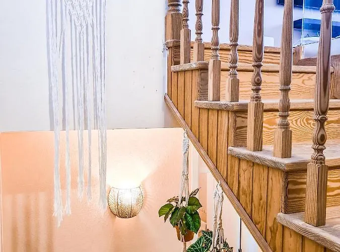 Oceanview Boutique House, 125 Sqm, Parking, Sunset Rooftop Hébergement de vacances