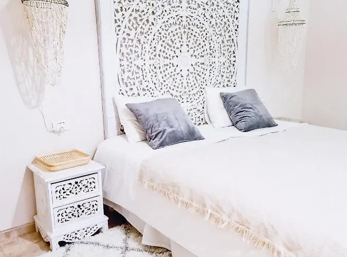 Oceanview Boutique House, 125 Sqm, Parking, Sunset Rooftop * Costa Adeje (Tenerife)