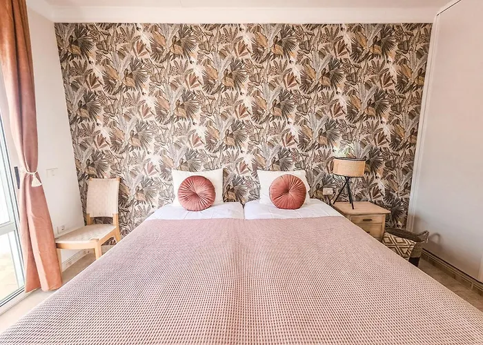 Oceanview Boutique House, 125 Sqm, Parking, Sunset Rooftop Dom wakacyjny *