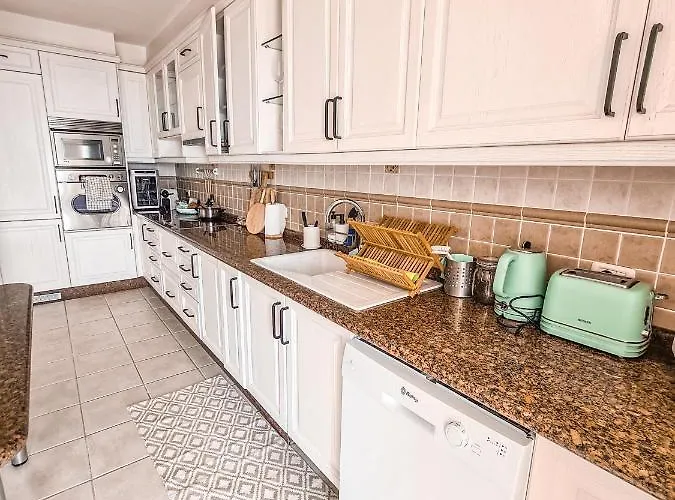 Oceanview Boutique House, 125 Sqm, Parking, Sunset Rooftop * Costa Adeje (Tenerife)